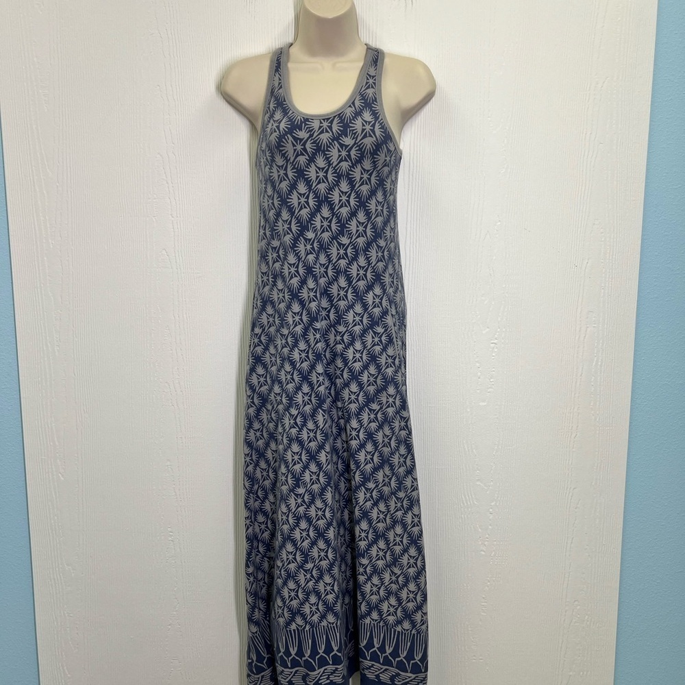 Athleta - Blue & Grey Floral Support Bra Razer Back Pockets Maxi Dress Size XS - Picture 2 of 11